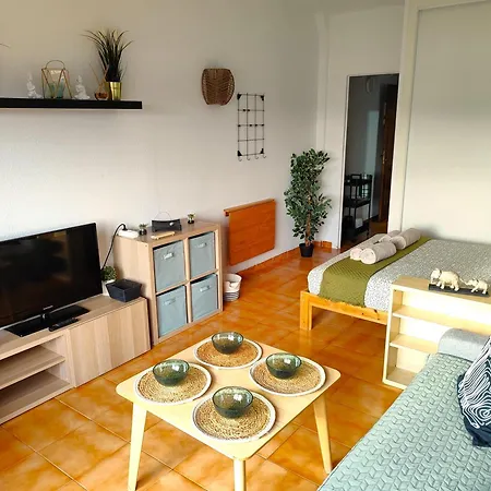 דירה Studio In The Center Of With Terrace