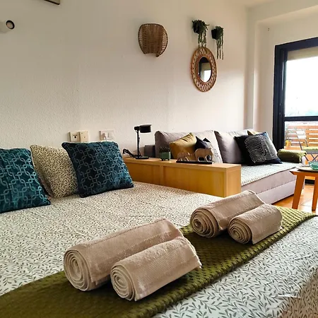 Studio In The Center Of With Terrace דירה טורמולינוס