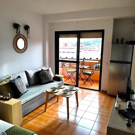 Studio In The Center Of With Terrace Διαμέρισμα *